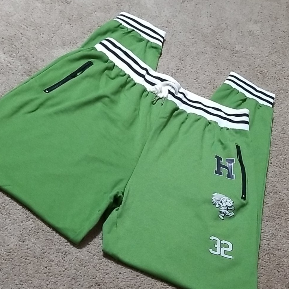 SOLD-Green Unisex Lounge Set-XL - Picture 3 of 4
